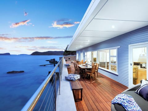 Barrenjoey Beach House Bed and Breakfast in Pittwater Council