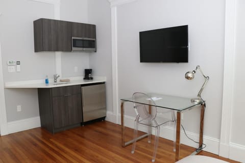 TV and multimedia, Kitchen or kitchenette