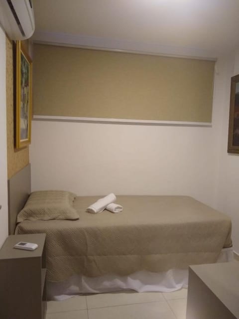 Bed, Photo of the whole room, Decorative detail, Bedroom