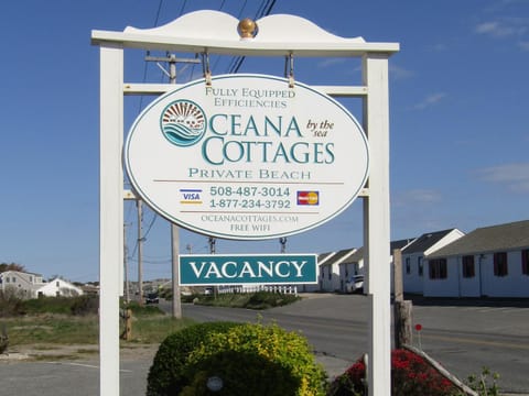 Oceana Cottages Campground/ 
RV Resort in North Truro