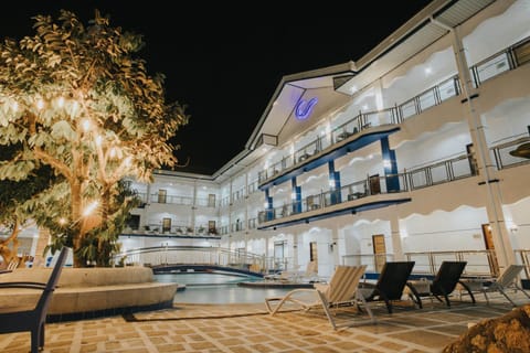 Santiago Cove Hotel and Restaurant Hôtel in Ilocos Region