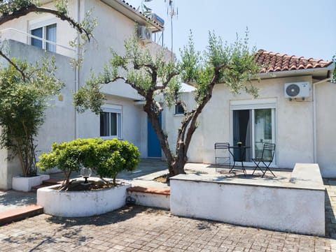 V.K.Seaside Villa House in Magnesia Prefecture, Greece