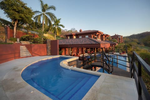 Bougainvillea 7315 Luxury Penthouse Adults Only - Reserva Conchal Haus in Guanacaste Province