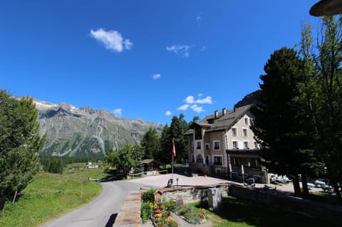 Facade/entrance, Natural landscape, Summer