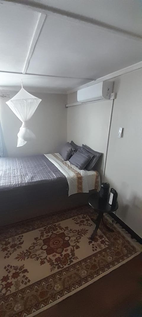 Furnished self catering cottage Eigentumswohnung in Lusaka