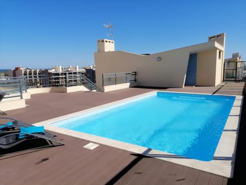 Ria House - beautiful apartment with swiming pool Condo in Olhão