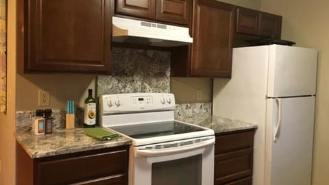 Granite Getaway REDUCED PRICE ON TOURS Apartment in Mendenhall Valley