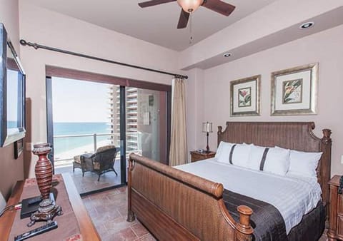 3 Br CONDO AVAILABLE IN LAS PALOMAS SANDY BEACH Apartment hotel in Rocky Point