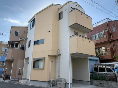 Liaison House Universal Gateway Haus in Osaka