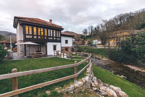 Property building, Garden view