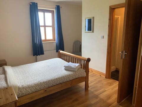 Clare's Rock Self-catering Accommodation Hostel in County Clare