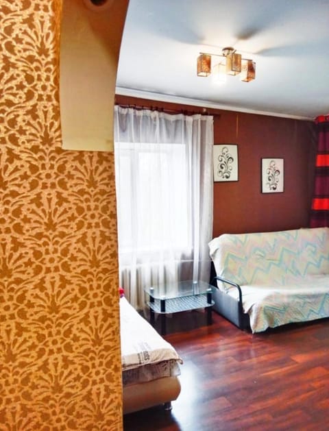 Комфортні апартаменти з King size ліжком та ванною, в районі Дафі,16 лікарні Apartment in Dnipro