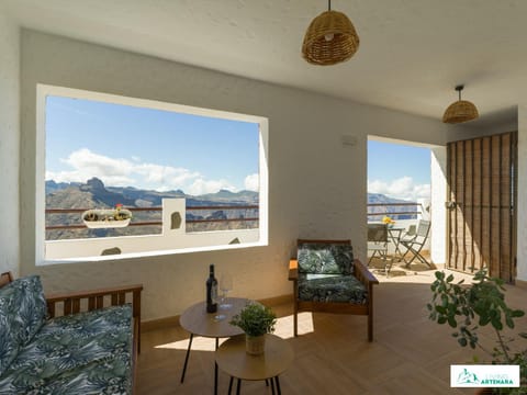 Balcony/Terrace, Living room, Seating area, Mountain view, hair dresser