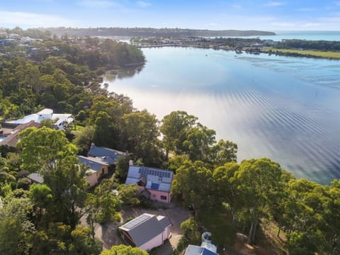 Cornwall Cottage House in Merimbula