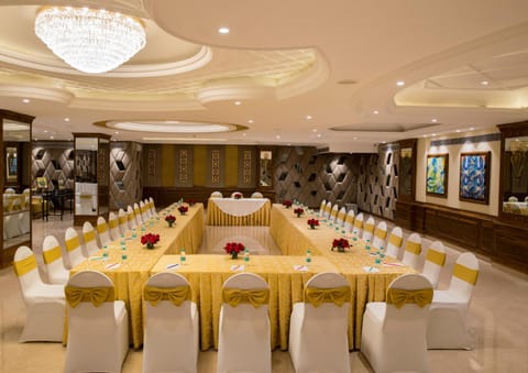 Banquet/Function facilities, Meeting/conference room