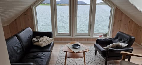 View (from property/room), Living room, Seating area