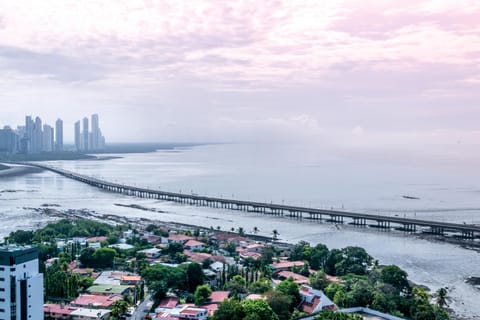 Day, View (from property/room), City view, Sea view