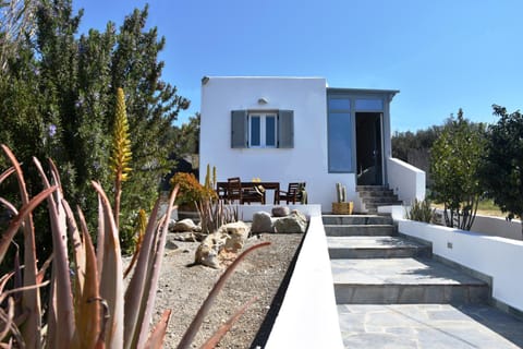 Property building, Garden, View (from property/room), Balcony/Terrace