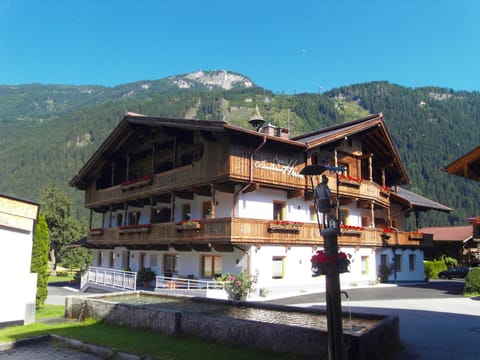 Apart Landhaus Heim Apartment in Mayrhofen