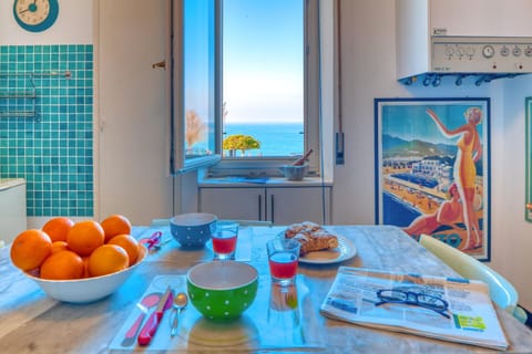 Dining area, Sea view