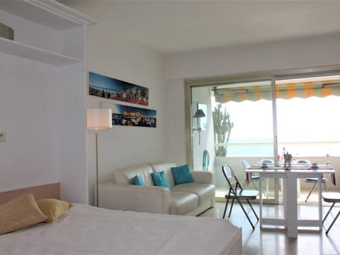 Studio cosy climatisé avec vue mer - 4 couchages, Villeneuve-Loubet Plage - FR-1-252A-17 Apartment in Villeneuve-Loubet