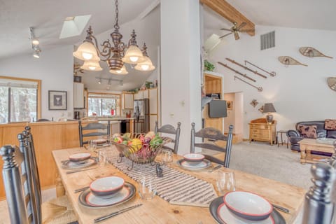 Klamath 24 - Meredith Lodging House in Sunriver