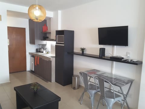 TV and multimedia, Kitchen or kitchenette, Dining area