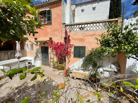 Casita rosa House in Palma
