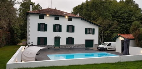 Property building, Pool view