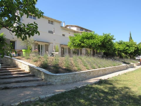 Property building, Garden, Balcony/Terrace