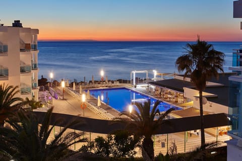 Property building, Bird's eye view, View (from property/room), Garden view, Sea view