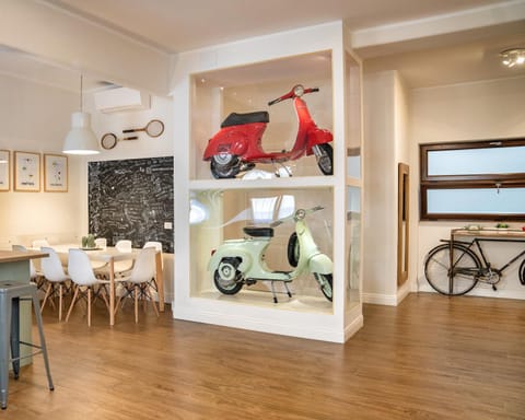 Communal lounge/ TV room, Dining area