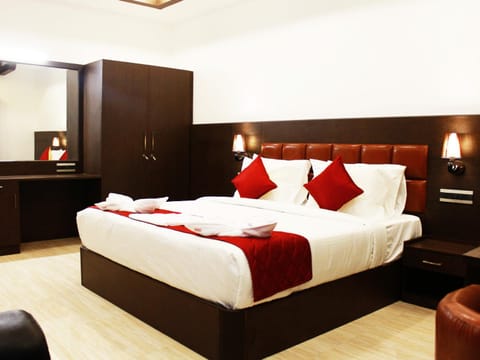 Staylite Suites Hotel in Chennai