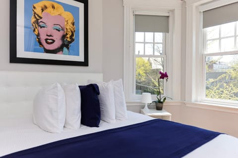A Stylish Stay w/ a Queen Bed, Heated Floors.. #28 Urlaubsunterkunft in Brookline