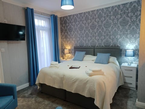 Palm Court Bed and Breakfast in Weymouth