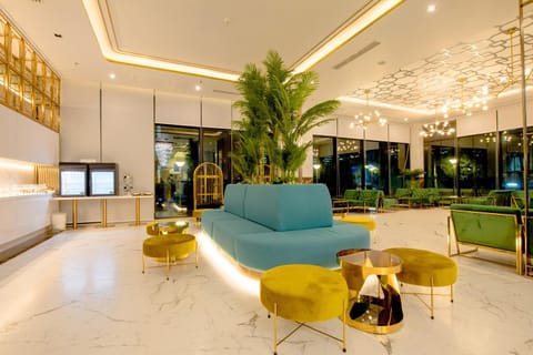 Pattaya Discovery Beach Hotel - SHA Extra Plus Hôtel in Pattaya City