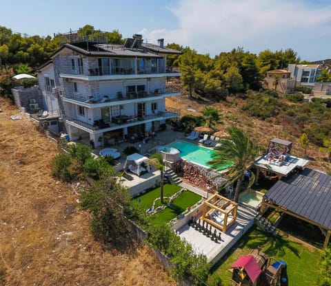 Property building, Bird's eye view, Pool view