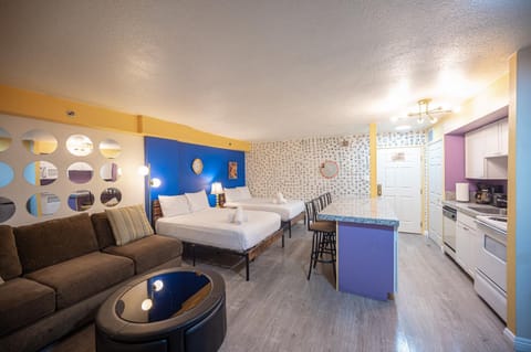 Stay Together Suites on The Strip - 1 Bedroom Suite 1012 Condo in Las Vegas Strip