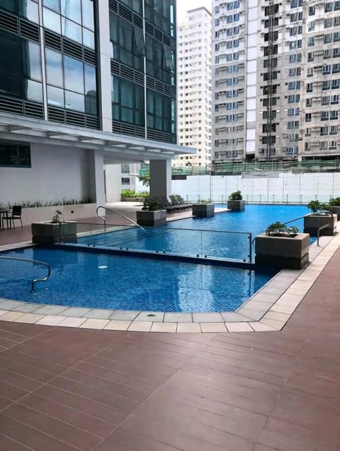 One Uptown Residences in Uptown BGC Condo in Makati
