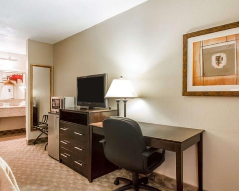 Quality Inn & Suites Greenville I-65 Hotel in Alabama