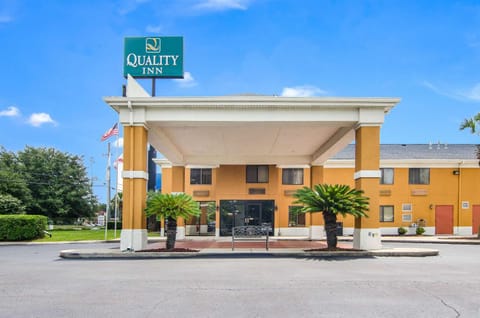 Quality Inn near University of Mobile Auberge in Saraland