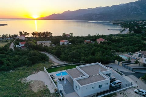 Property building, Sunset