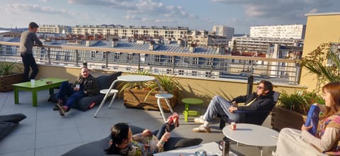 People, Balcony/Terrace