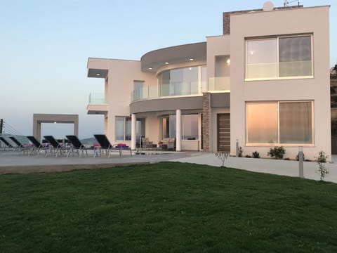 Elite Sea View Villa Villa in Pomos