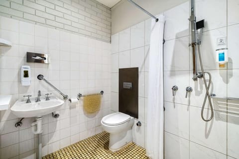 Bathroom, Photo of the whole room, On site