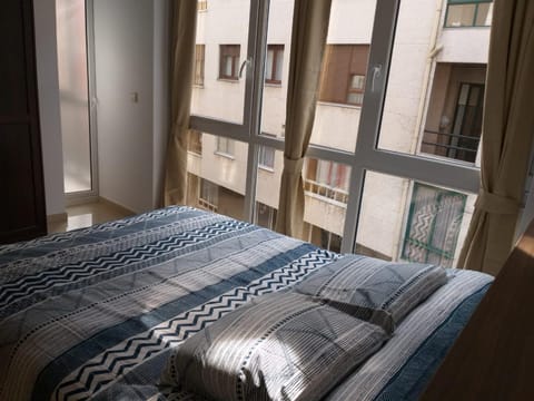 Apartamento en Ribeira(centro) 2* planta Apartment in Ribeira, Galicia