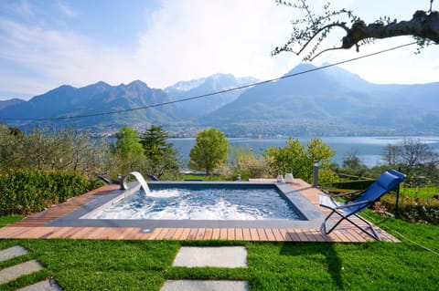 Garden view, Lake view, Mountain view, Pool view, Swimming pool