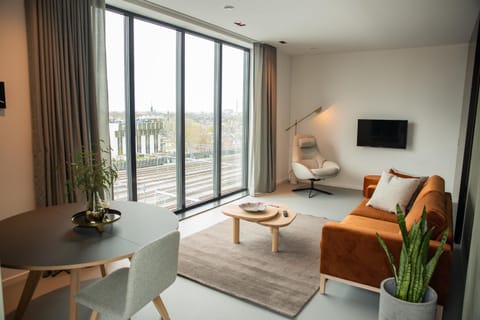 CREATIVE VALLEY NEST – Luxury Rooftop Apartments Copropriété in Utrecht