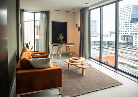 CREATIVE VALLEY NEST – Luxury Rooftop Apartments Condo in Utrecht