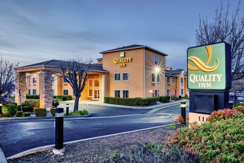 Quality Inn near Six Flags Discovery Kingdom-Napa Valley Hotel in Vallejo